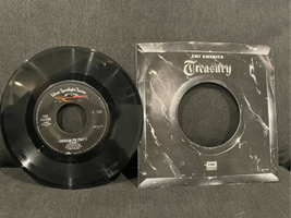 American Pie Vinyl Record-Don McLean Part 1 &amp; 2 Reissue 45 Good Condition - £8.46 GBP