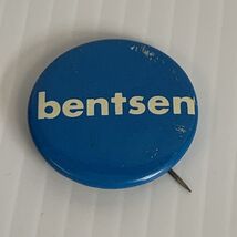 Lloyd Bentsen 1976 Democratic Presidential Blue/ White Campaign Button P... - $14.85