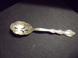 International Silver Company Silverplate Berry Spoon - £23.98 GBP