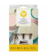 Wilton 18 pc Cake Decorating Set Tips 4, 12, 21, 104 tip, 12 disposable ... - £10.16 GBP