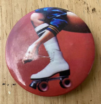 Vintage 1978 Electra/Aslyum Warner Communications Roller Skate Button 1.5” - $11.04