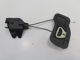 BMW Z4 E85 E86 Latch Lock, Trunk w/ Cable &amp; Trim - $547.96 MXN