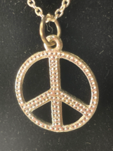 Vintage Silvertone Peace Sign Necklace Medium Sized - £6.96 GBP