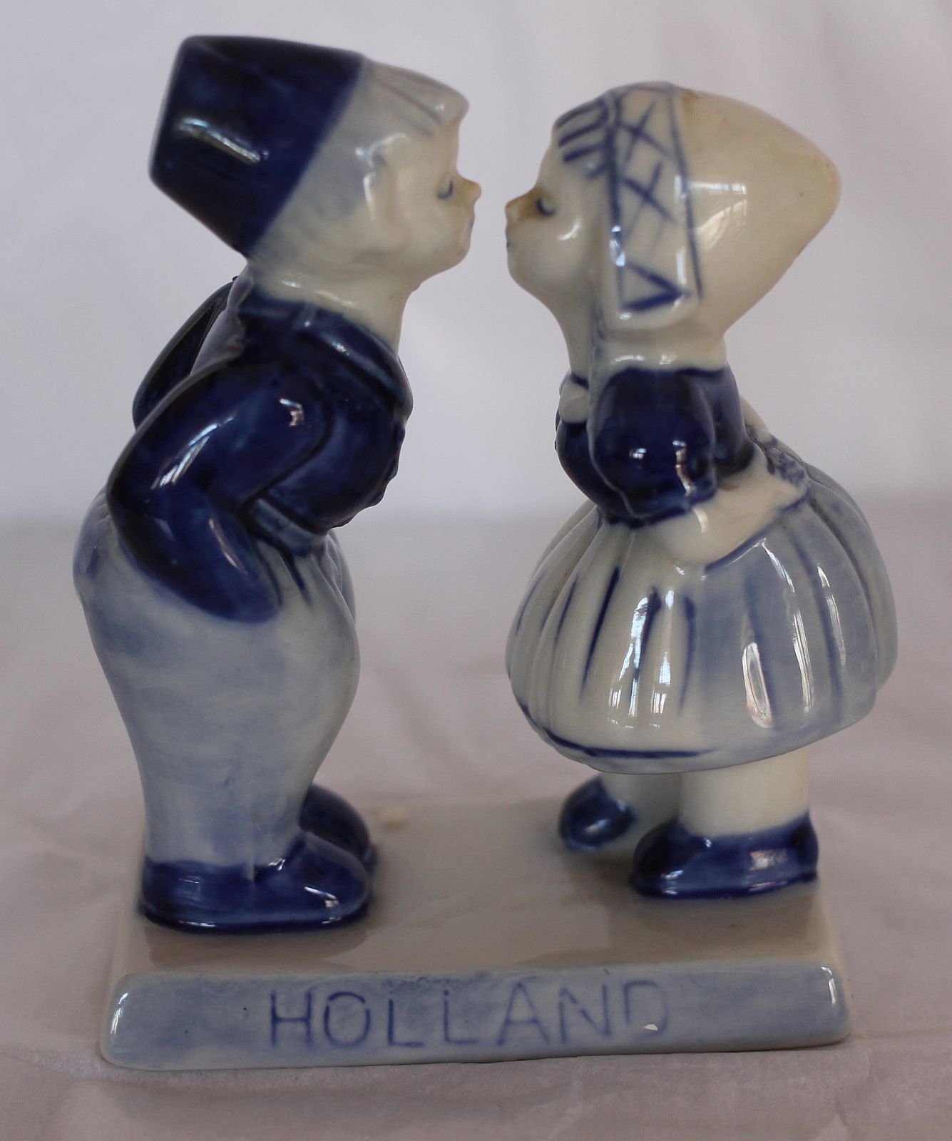 4X Vintage Hand Painted Delft Blue Holland Kissing Boy Girl Windmill ...