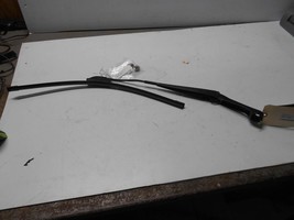 2003-2008 HONDA PILOT WIPER ARM LEFT DRIVER WITH COVER AND NUT - $39.99
