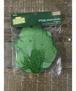 St Patrick’s Crafts Glitter Shamrocks - $188.70 MXN