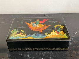 Vintage USSR Russian 9 3/8&quot; Palekh Lacquer Box Signed and Dated 1977 - £272.98 GBP