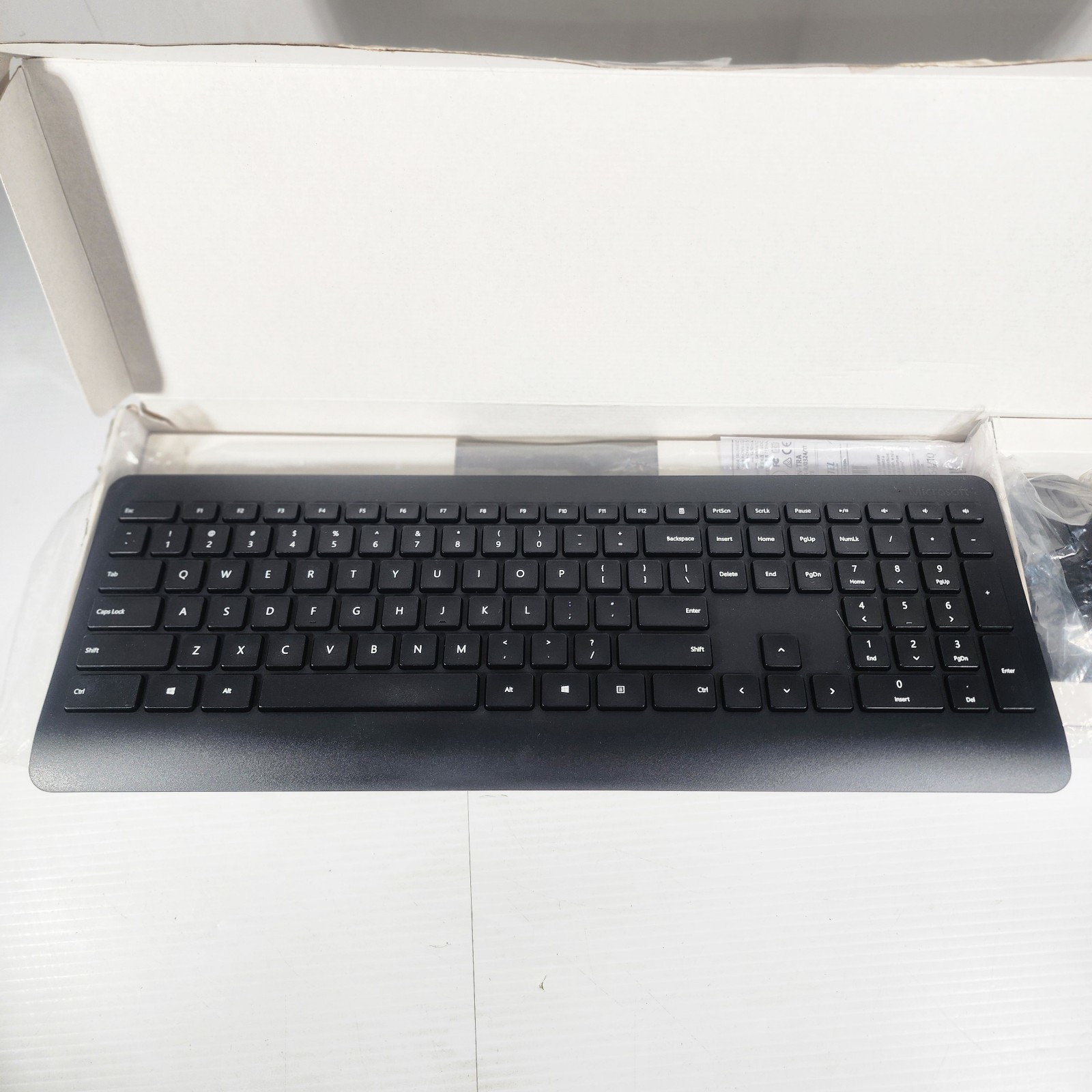 READ Microsoft Wireless 900 Desktop Wireless Keyboard & Mouse NO USB DONGLE  Item image 5