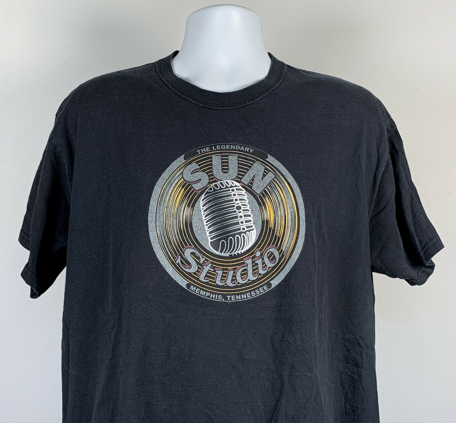 Legendary Sun Record Company T Shirt Mens Large Black Memphis Tennessee - £17.33 GBP