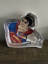 Wilton DC Comics SUPERMAN Cake Pan Mold #2105-3350 Vintage with Insert - £9.23 GBP