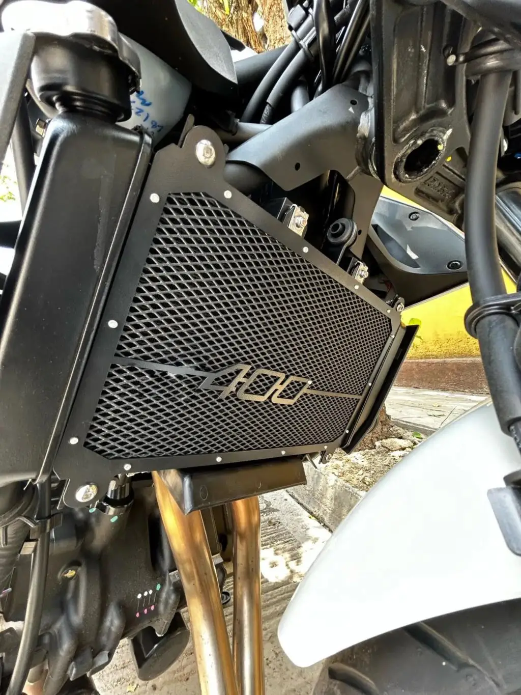 2023 Motorcycle Radiator Grille Guard Cover Protector for Kawasaki Ninja400 - £20.97 GBP+
