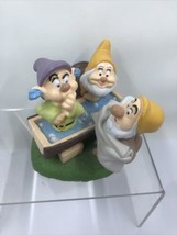 Disney Snow White Seven Dwarfs Bath Time Figurine.  Lil Classics PVC - £5.91 GBP