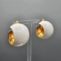 Wide Dome Hoop Earrings Clip On White Enamel Brush Gold Tone Interior Retro - $20.52 CAD