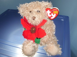 2005 Holiday Teddy TY Beanie Baby MWMT - $56.91 MXN