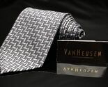 Van Heusen Black Silver Arrow Design Tie - $15.86