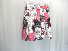 Ann Taylor skirt fit n flare pleats Size 2 red black flowers lined above knee - £10.44 GBP