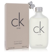 Ck One by Calvin Klein Eau De Toilette Spray (Unisex) 3.4 oz (Women) - $1,209.53 MXN