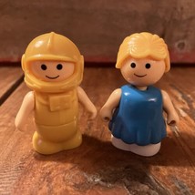 Vtg Playskool Li&#39;l Playmates Toy Plastic Figure Lot Blonde Girl Astronau... - $8.70