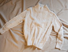 banana republic sweater - £15.60 GBP