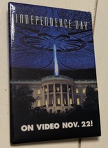 Independence Day Movie  Will Smith Button Promotional Pin Vtg 1996 - £8.03 GBP