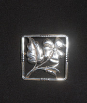 Vintage Sterling Silver Apple Blossom Repousse Brooch Pin - £27.18 GBP