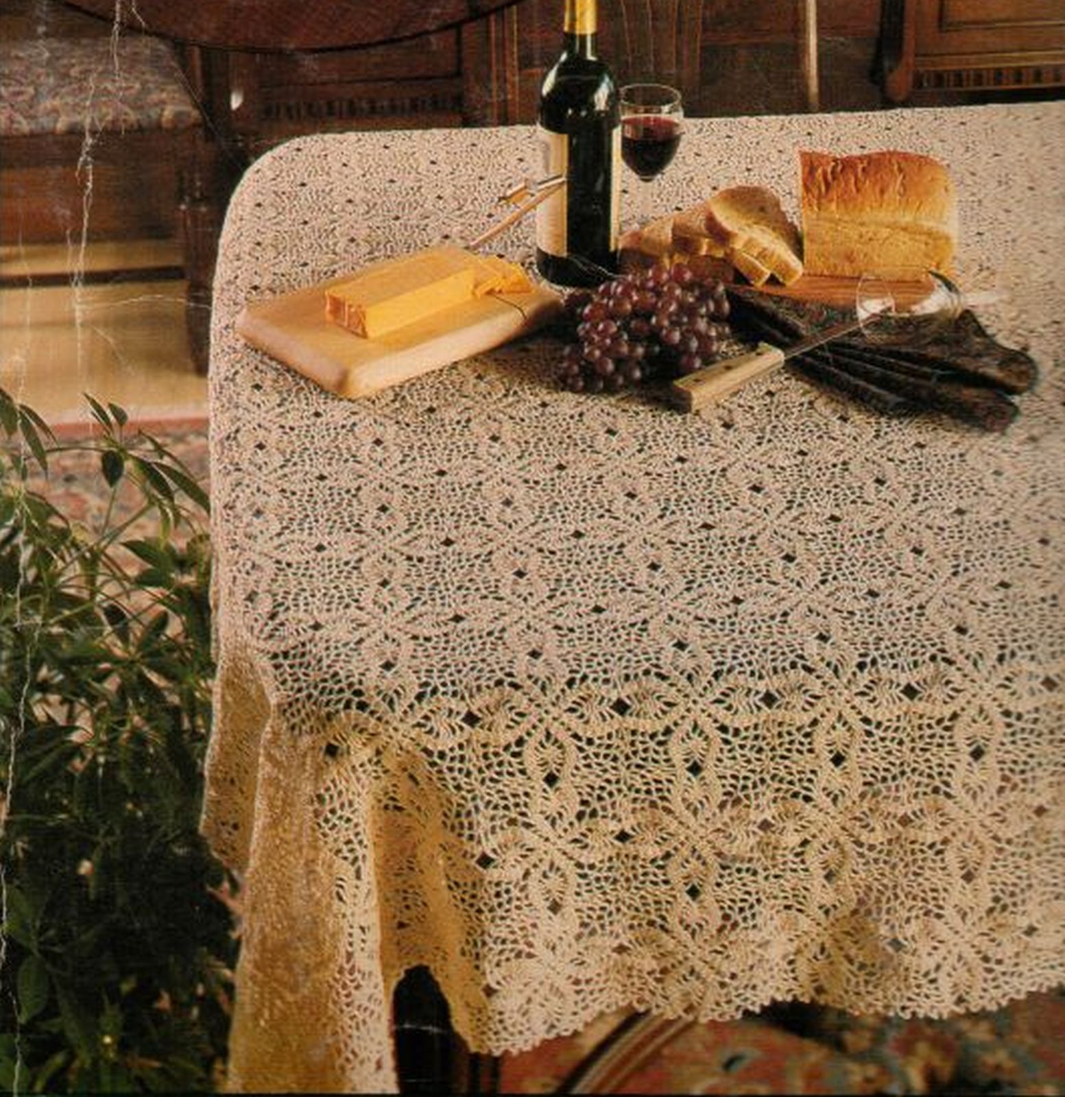 Primary image for Thread Crochet Edgings Tablecloth Pineapple Doily Place Mat Ornaments PATTERNS