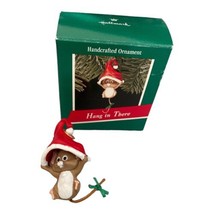 Vintage 1989 Hallmark Keepsake Ornament Hang in There Mouse With Santa Cap Hat - £6.37 GBP