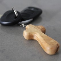 Christian Comfort Cross Keychain, Handmade Olive Wood Keychain Made in Jerusalem - £27.85 GBP