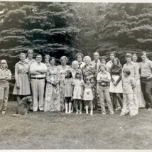 1970s Large Multi Generation Family with Dog Black &amp; White Photograph 4&quot;x5&quot; - £23.49 GBP