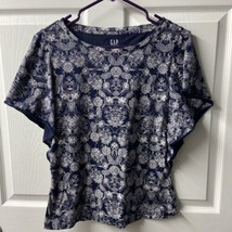 Gap Top Womens Size S Blue and White Butterfly Short Sleeved Round Neck - £8.70 GBP
