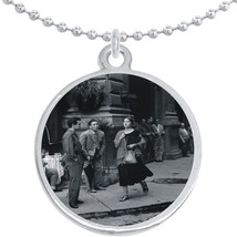 Black and White Scene Round Pendant Necklace Beautiful Fashion Jewelry - £8.46 GBP