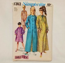 Misses Women Robe Nightgown Simplicity 7363 Vintage 1967 Size Small 10-12 Precut - £19.21 GBP