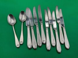 Oneida Stainless Steel SATIN GARNET 9 x Knives and 2 x Dessert/Place Spoons - $43.99