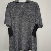 Old Navy Active Gray Short Sleeve Tee - $7.84