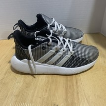Adidas Kids Questar Flow Cloud White/White/Black Running Shoes FV9592 Si... - $361.60 MXN