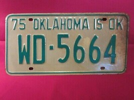LICENSE PLATE Car Tag 1975 OKLAHOMA WD 5664 Woods County [Y5A - £7.52 GBP