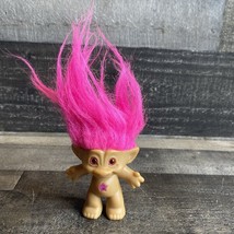 Vtg Treasure Troll Doll Pink Eyes &amp; Pink Star Jewel Belly Button Ace Novelty 3” - £8.83 GBP