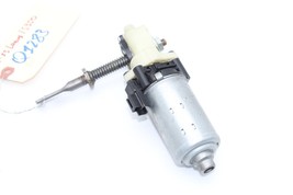 06-08 LEXUS IS350 FRONT RIGHT PASSENGER SEAT ADJUST MOTOR Q1283 image 3