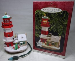 Hallmark Ornament 1997 Lighthouse Greetings 1 Flashing Light, Tree &amp; House WORKS - £24.04 GBP