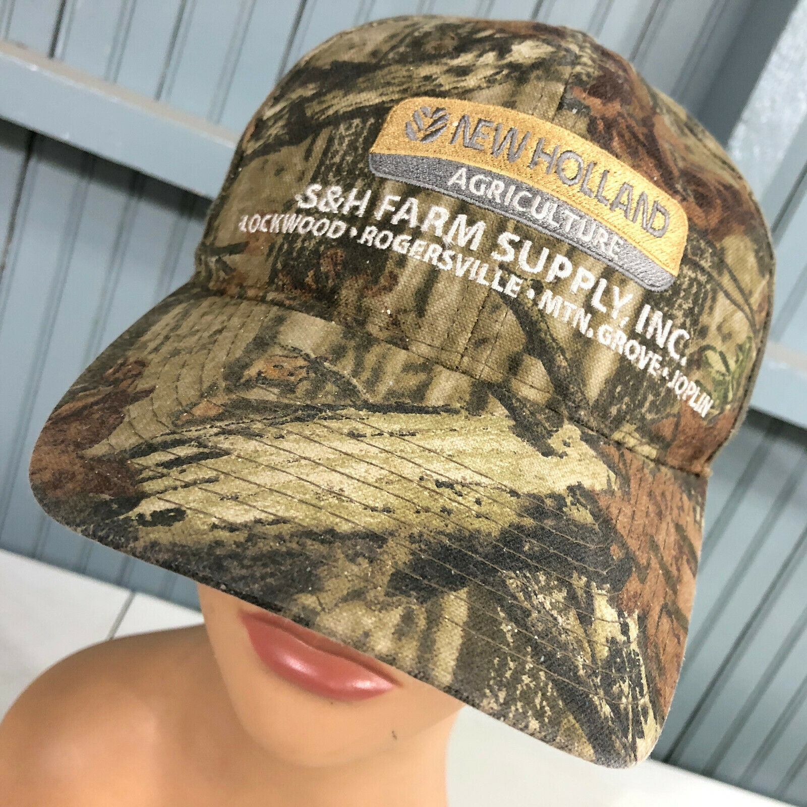 New Holland Agriculture Farming Camo Farm Supply Adjustable Baseball Cap - $17.07