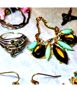 Beautiful lot of Vtg silver~rhinestone jewelry~pendant~bracelet~earrings... - £42.03 GBP