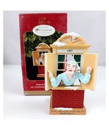 Vintage 1997 Hallmark Keepsake Ornament Collector&#39;s Club Away To The Window - $9.89