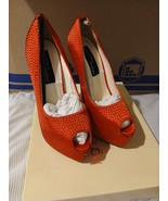 Women&#39;s Size 6 Red Satin Sparkling Pump  - €25,63 EUR