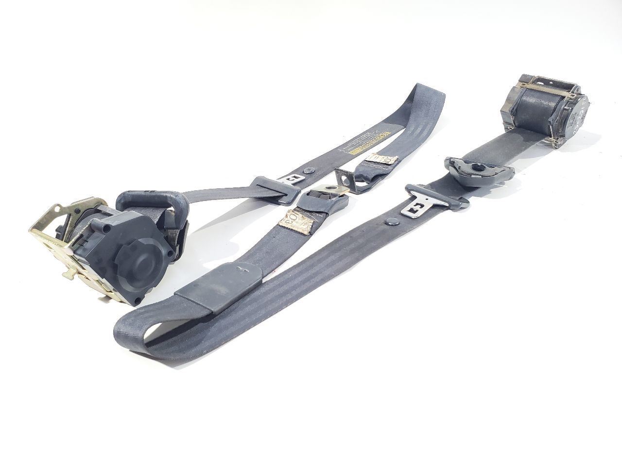 2001 2002 2003 GMC Sonoma OEM All 4 Seat Belt Retractors And Buckles Front  Item image 8