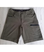 Lululemon Mens 36 Tech Commuter Green Cargo Shorts HH - $562.73 MXN