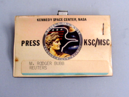Cernan Evans Schmidt Apollo 17 1972 Ksc Last Apollo Original Press Launch Badge - £469.81 GBP