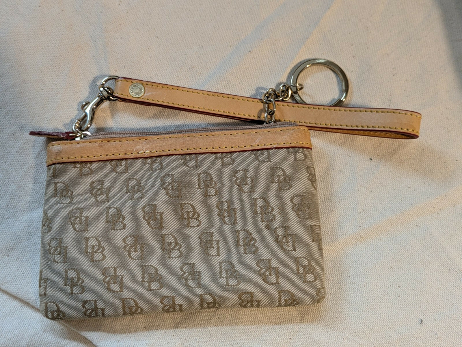 Dooney Bourke DB Wristlet Wallet keychain Canvas Leather Trim Logo 6 x 4 Item image 5