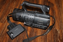 Sony HDR- FX1 3CCD High Definition DV Camcorder for  Repair / Parts AS IS  - £139.88 GBP