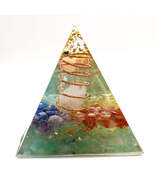Natural Crystal Chakra Ogan Energy Pyramid - $450.63 MXN