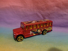 Vintage 1988 Hot Wheels Sideshow The Flyin&#39; Finizzas Red Circus Bus Thailand - £2.33 GBP